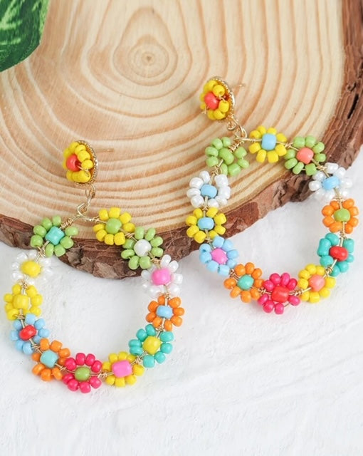 Oorbellen met multi colour bloemetjes