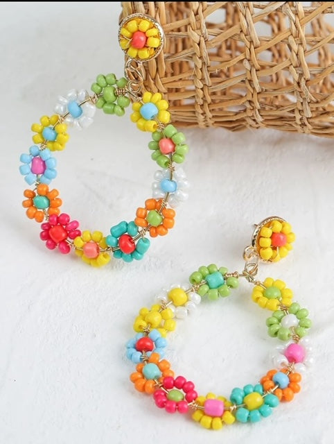 Oorbellen met multi colour bloemetjes