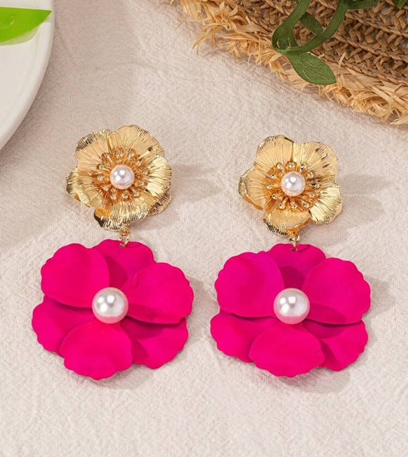 Oorbellen flowers met parel, fuchsia/goud