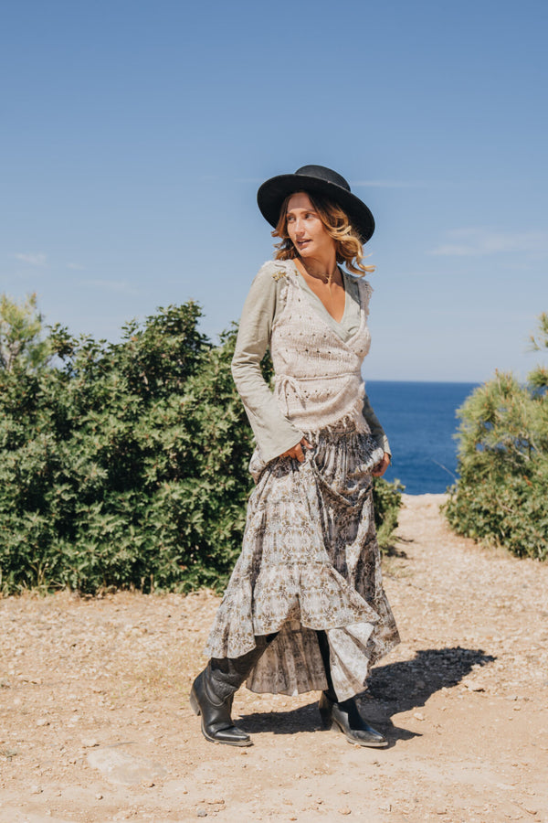 Isla Ibiza bonita Gilet – Knitted SKU: 8223300-Cream