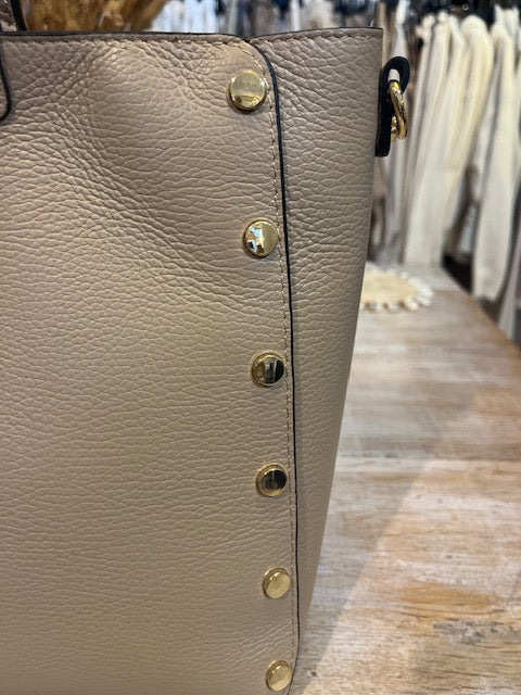 Tas echt leer met studs, beige