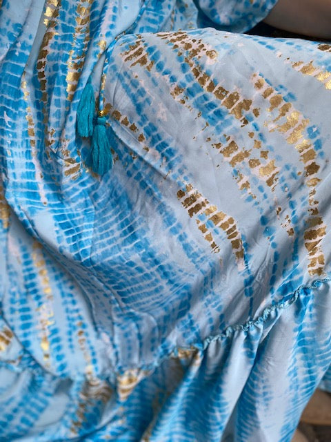 Ibiza jurk 100 % zijde azuur blauw/goud