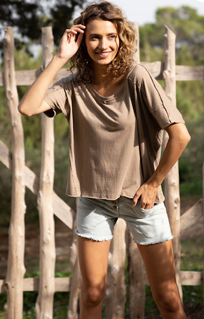 Basic Baggy Short Sleeve T-Shirt – Brown SKU: Isla Ibiza Bonita-8123610